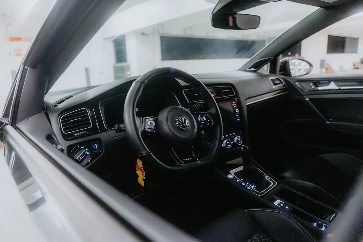 Pflicht-Assistenzsysteme ab Juli 2026: Was dein nächstes Auto können muss