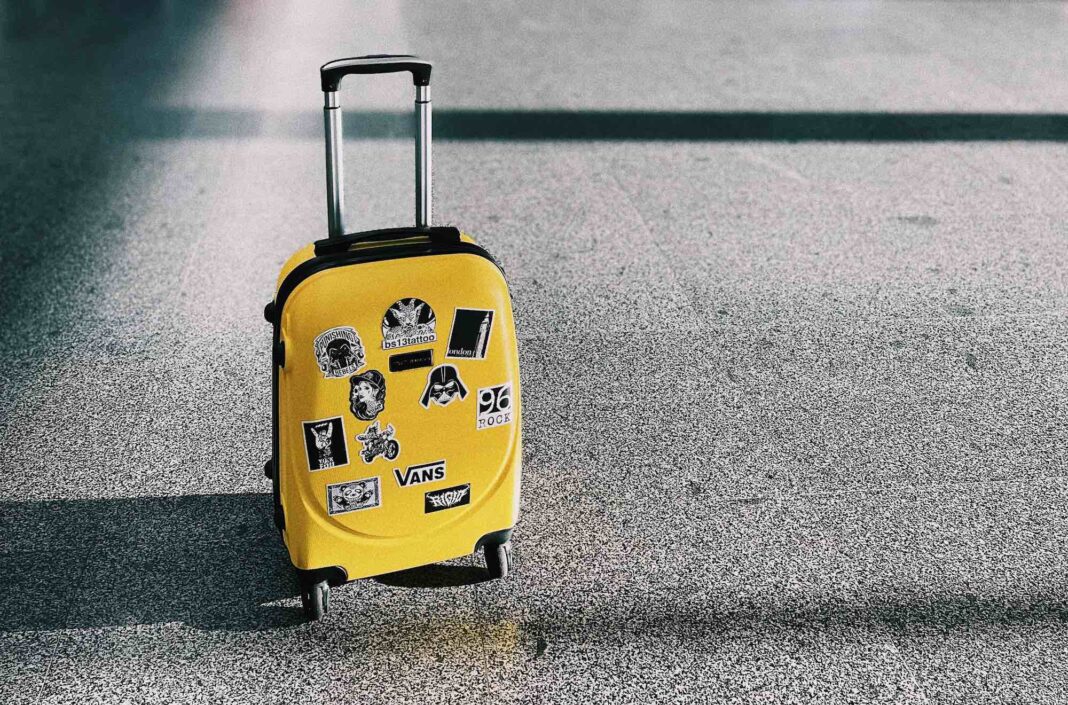 Nur mit Handgepäck reisen: Alles, was Sie für Kurztrips brauchen
