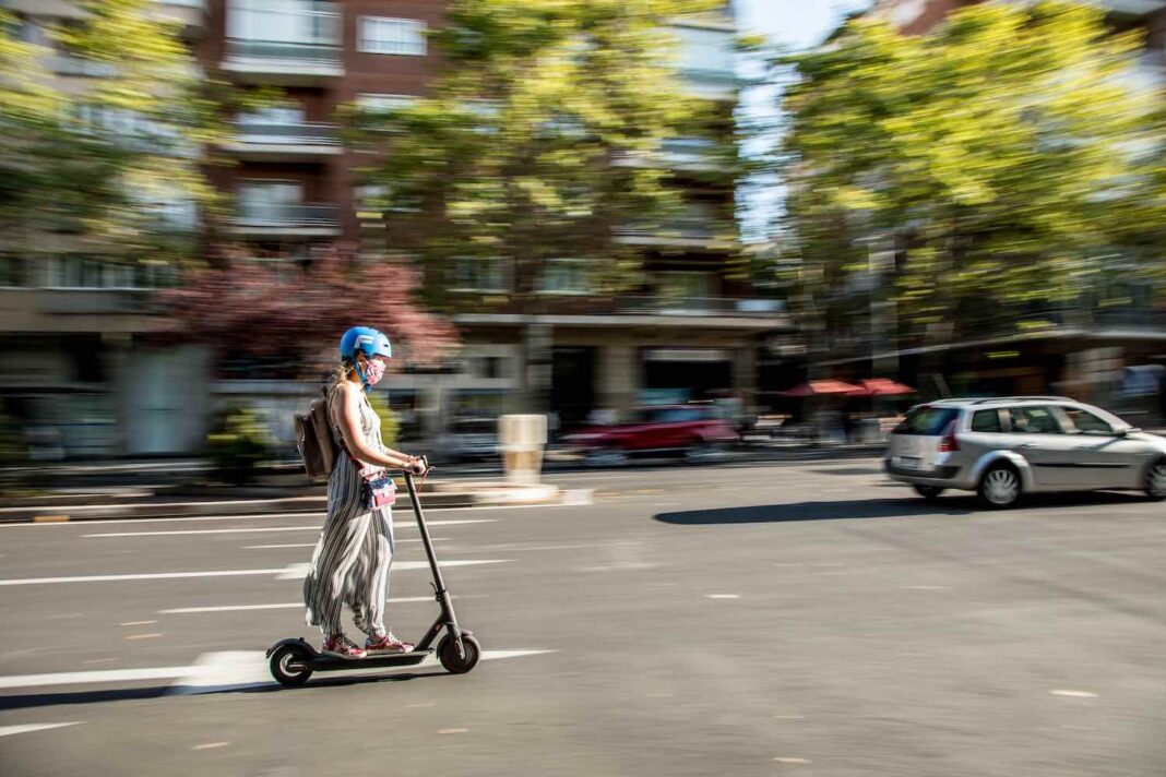 Stilvoll und legal durch die Stadt rollen: E-Scooter mit Straßenzulassung